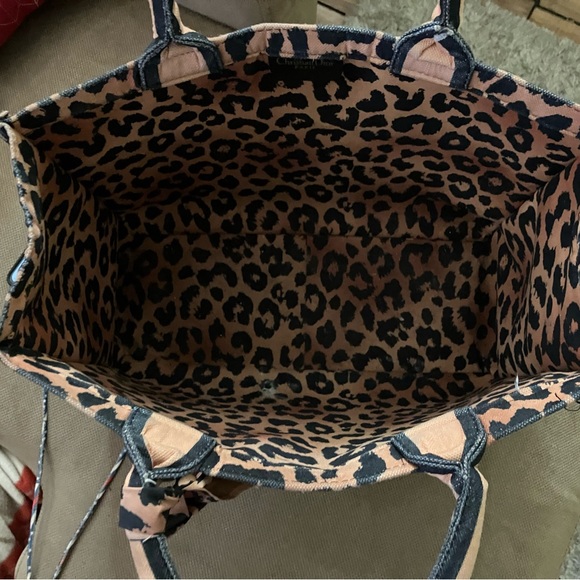 Christian Dior cheetah print canvas tote xl (fits books files laptops and more - Picture 4 of 6